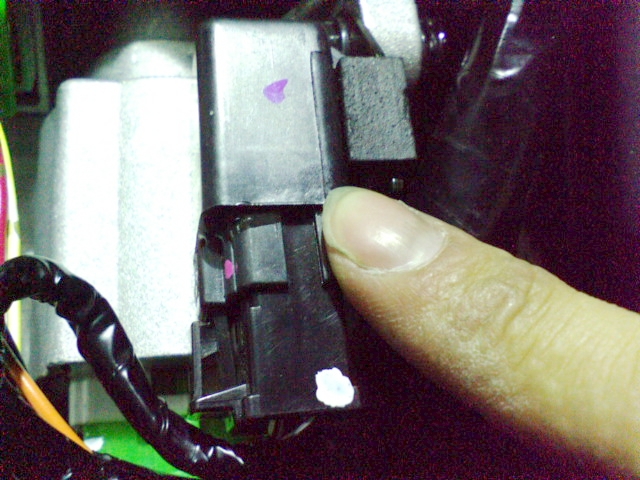 Address V125G�u���[�L�����[�����z���}