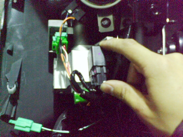 Address V125G�u���[�L�����[�����z���}
